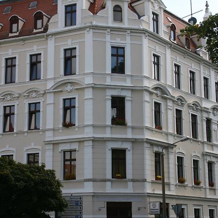 Gaestehaus Lisakowski Pension Am Brautwiesenpark Gorlitz Exterior photo